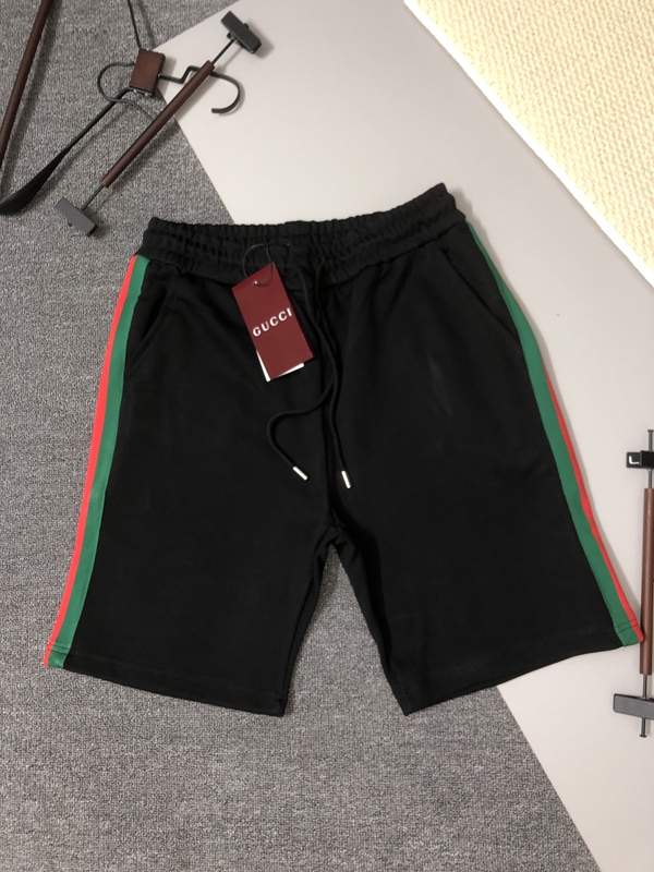 ブランドハーフパンツ正面デザイン